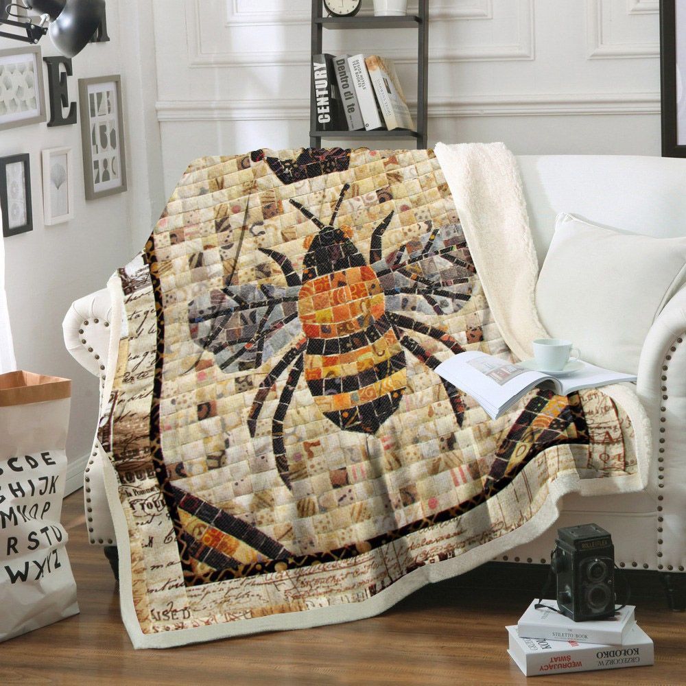 Bee Sherpa Fleece Blanket