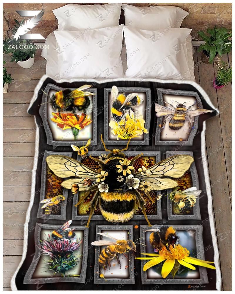 Bee Sherpa Fleece Blanket