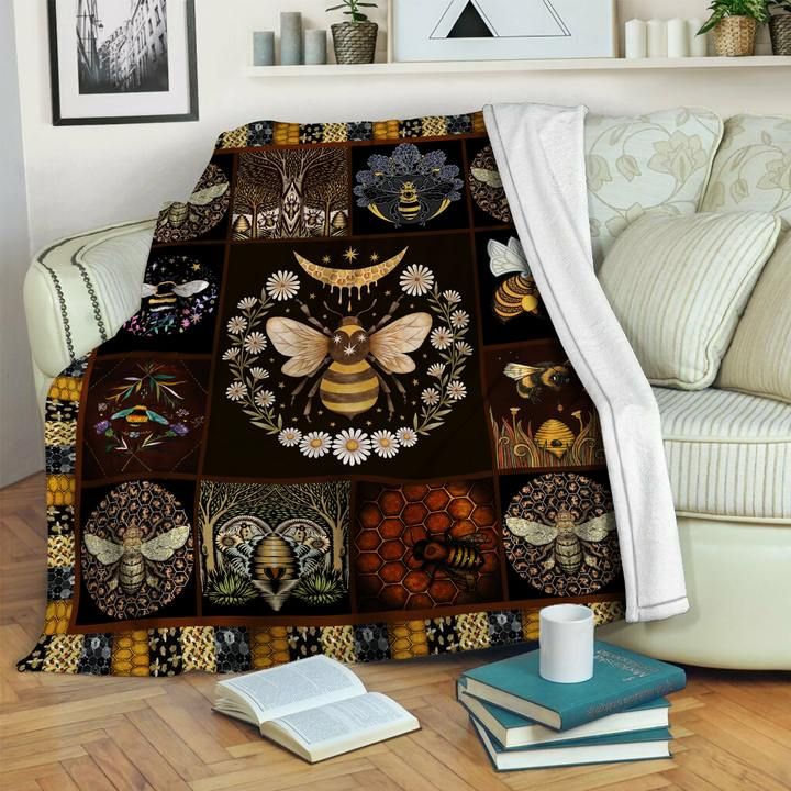 Bee Sherpa Fleece Blanket