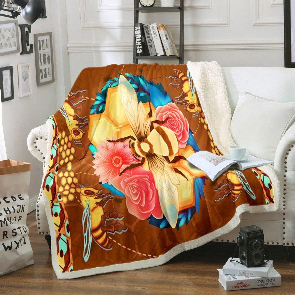 Bee Sherpa Fleece Blanket