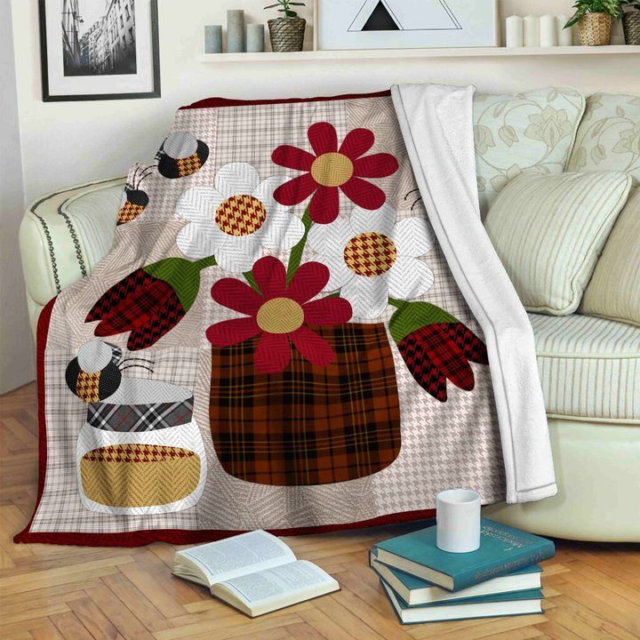 Bee Sherpa Fleece Blanket