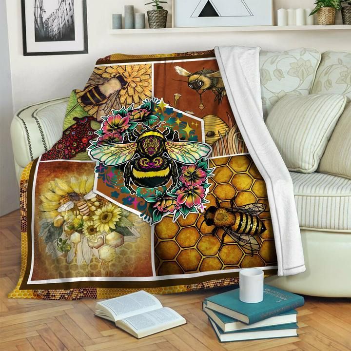 Bee Sherpa Fleece Blanket