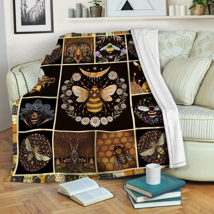 Bee Sherpa Fleece Blanket
