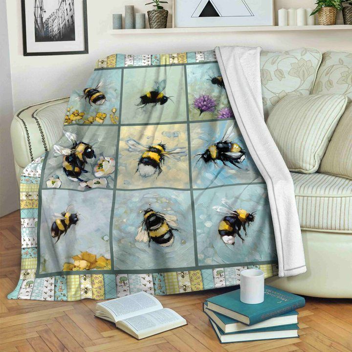 Bee Sherpa Fleece Blanket