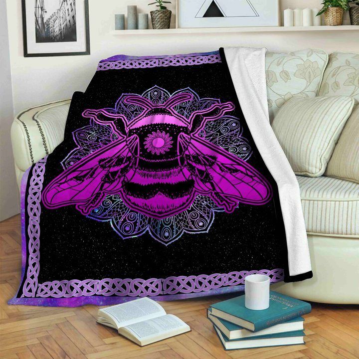 Bee Sherpa Fleece Blanket