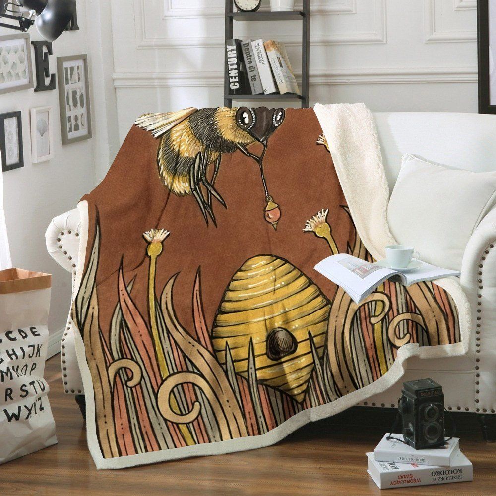 Bee Sherpa Fleece Blanket