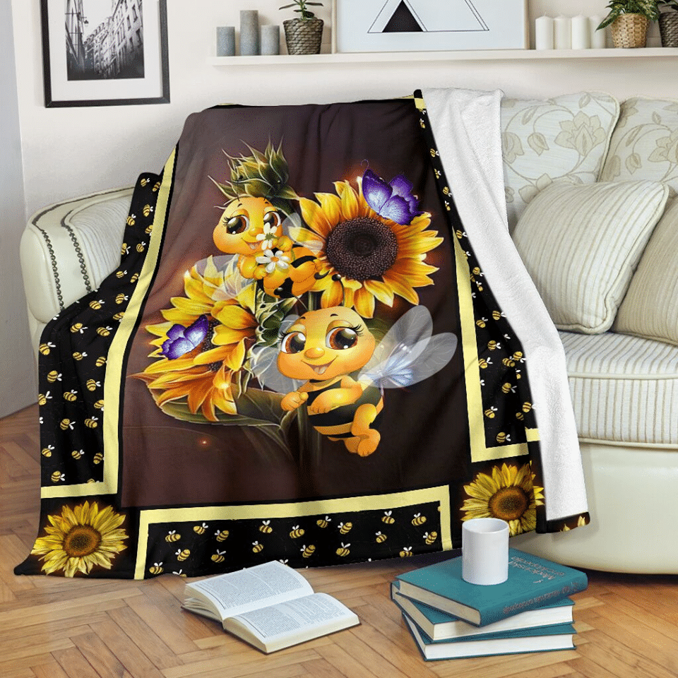 Bee Fleece Blanket