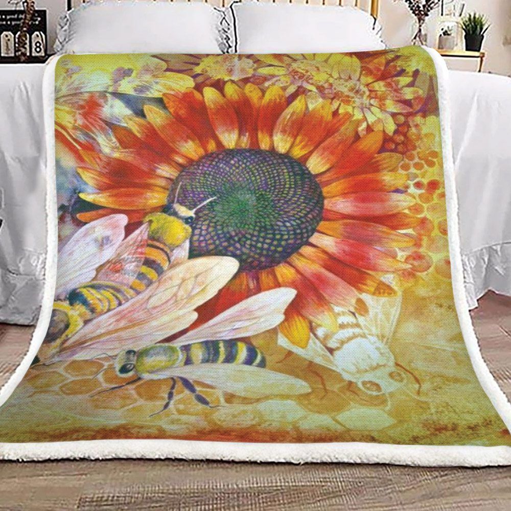 Bee Flower Sherpa Fleece