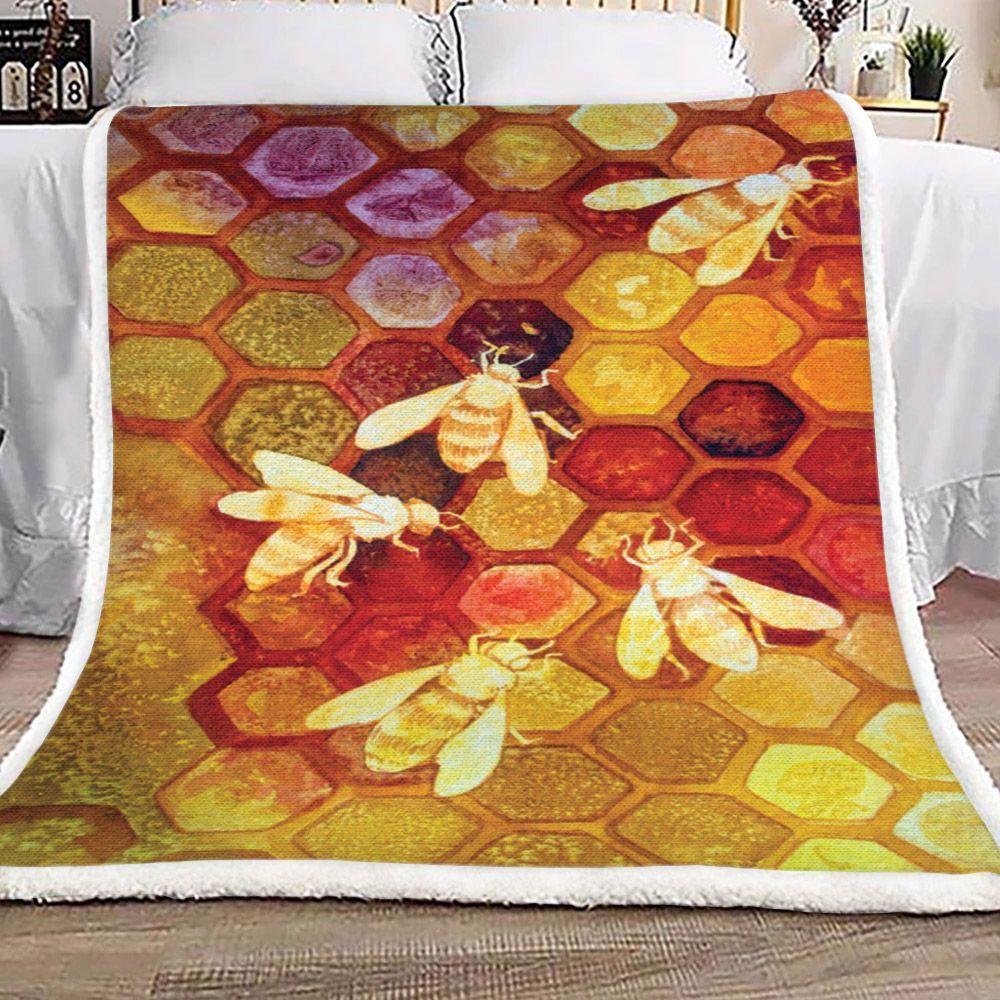 Bee Hive Sherpa Fleece Blanket