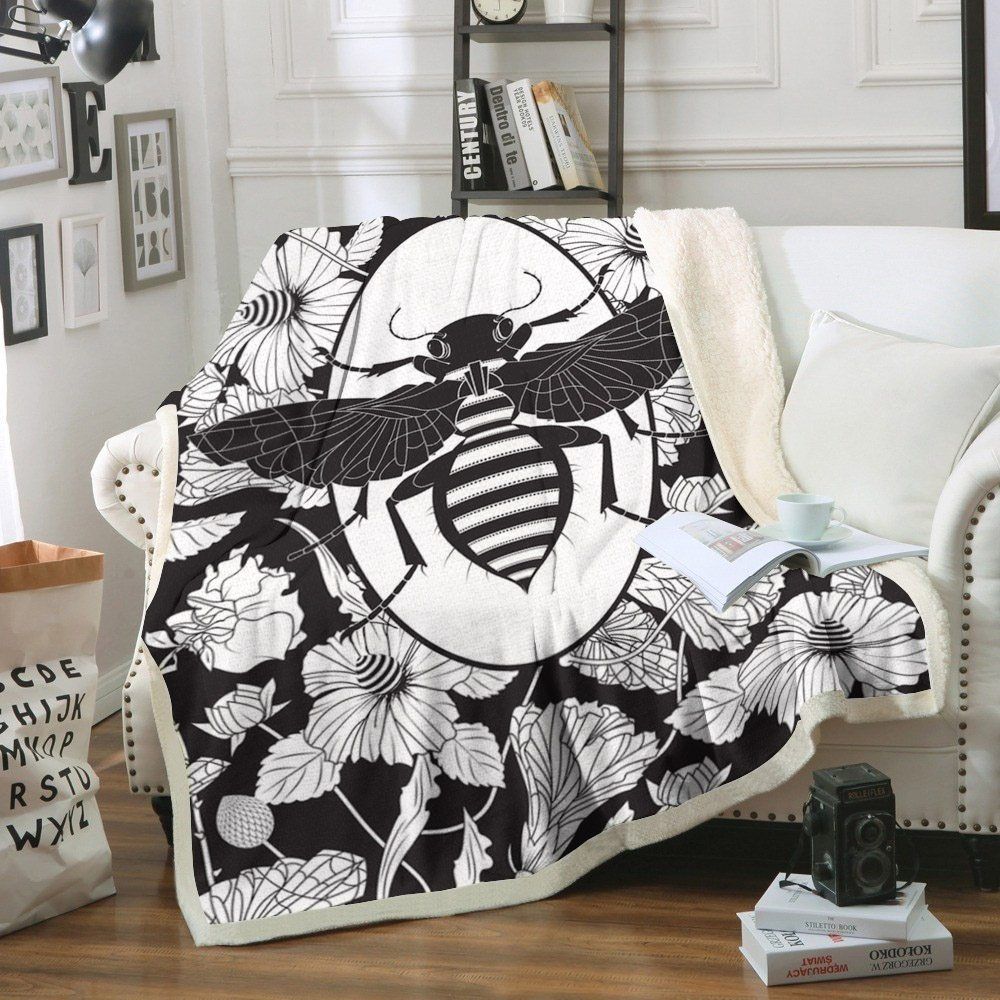 Bee Sherpa Fleece Blanket