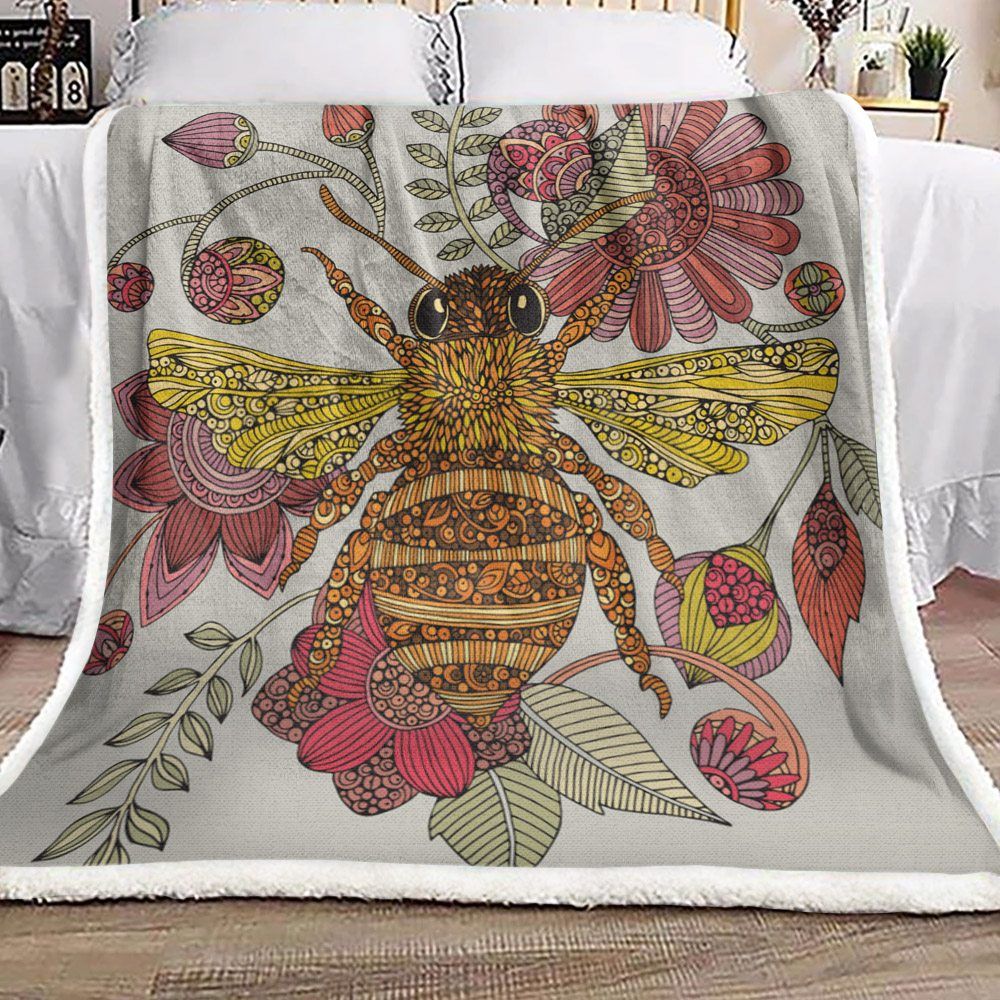 Bee Sherpa Fleece Blanket