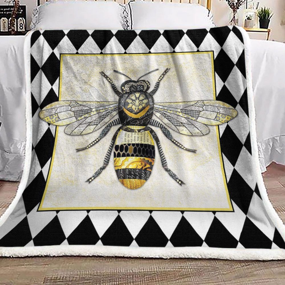 Bee Sherpa Fleece Blanket
