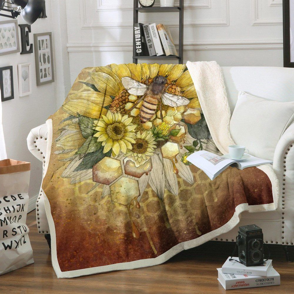 Bee Sherpa Fleece Blanket