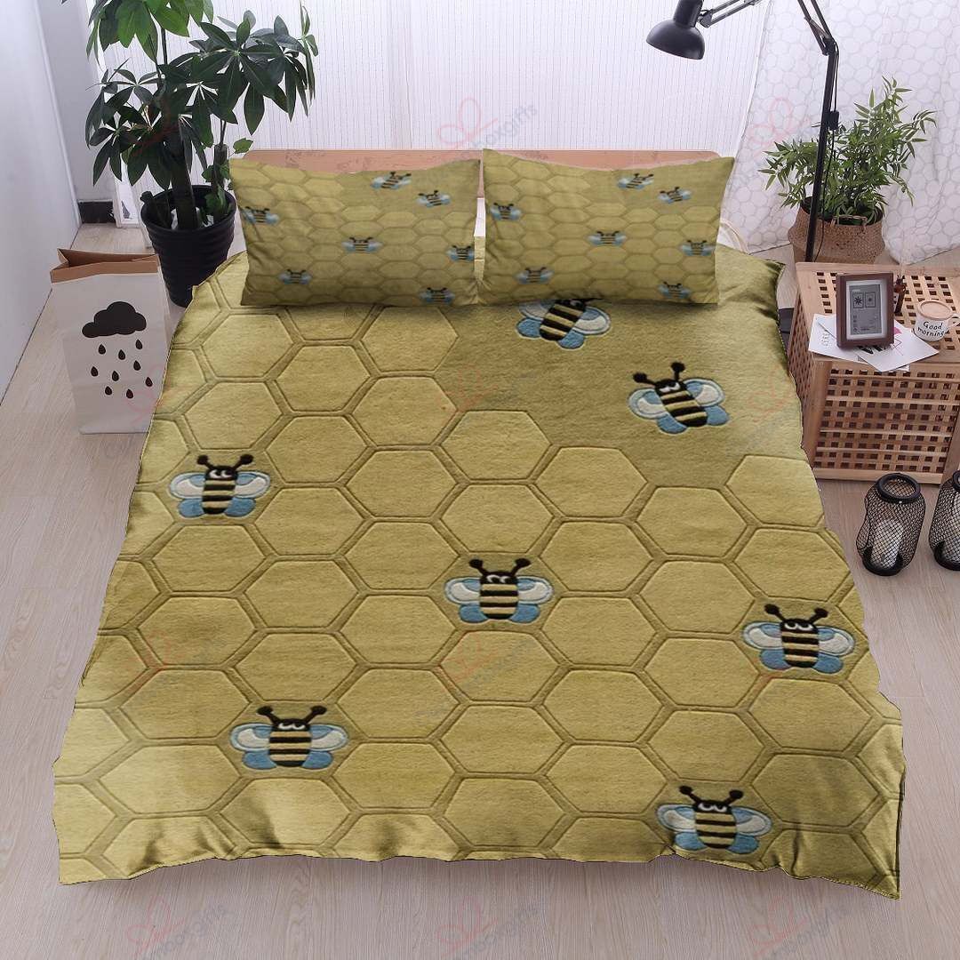 Bee House Printed Bedding Set