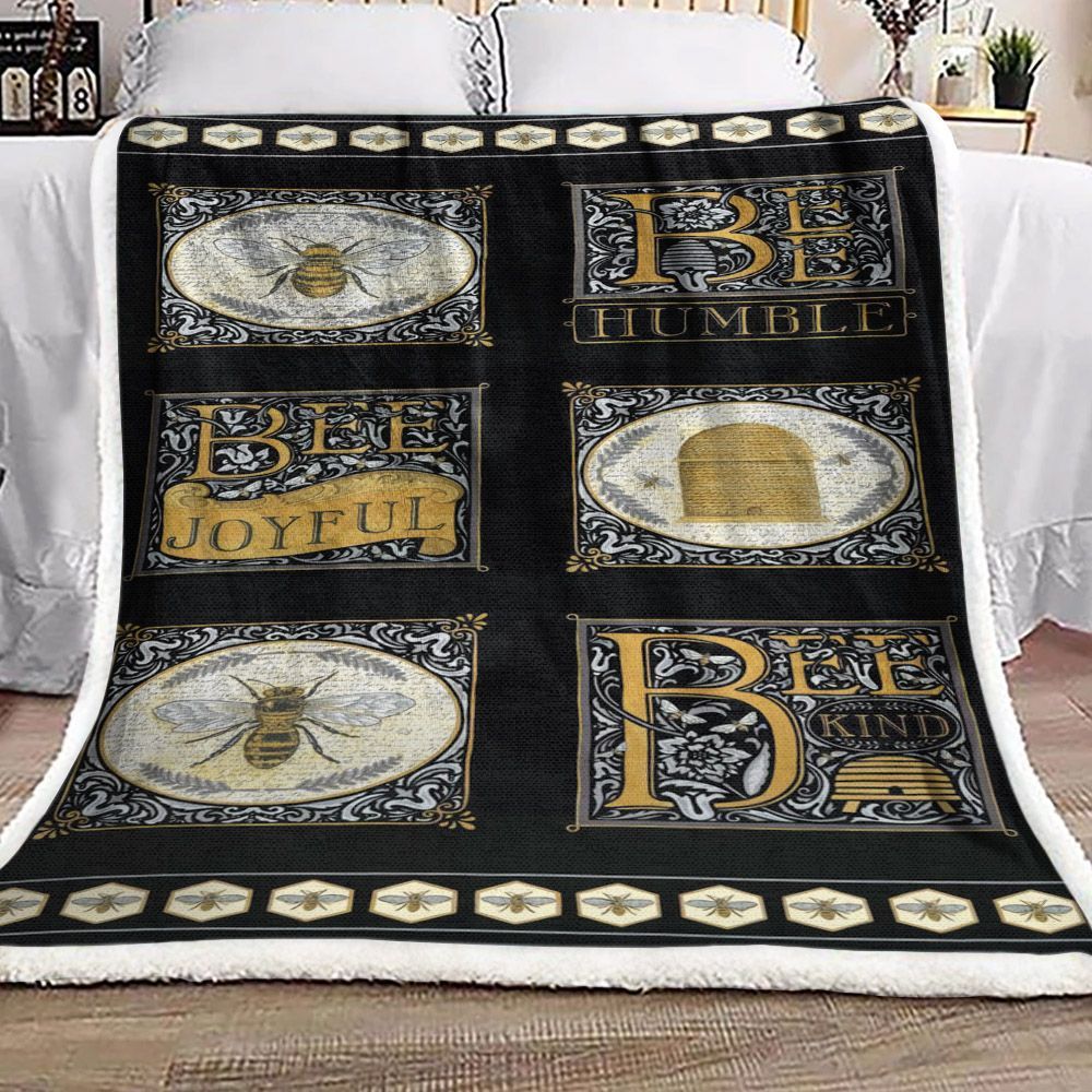Bee Sherpa Fleece Blanket