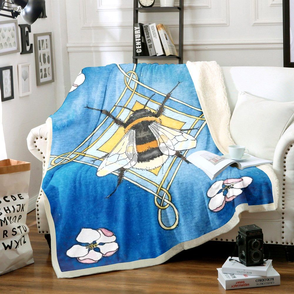 Bee Sherpa Fleece Blanket