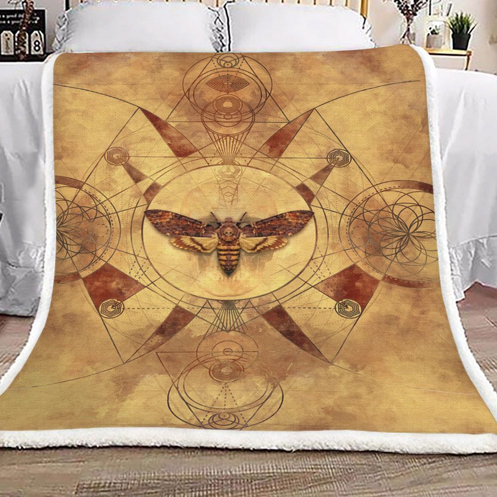 Bee Sherpa Fleece Blanket