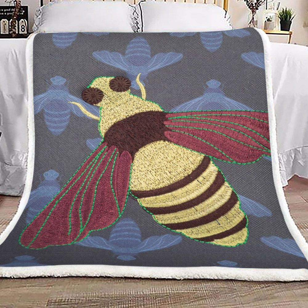 Bee Sherpa Fleece Blanket