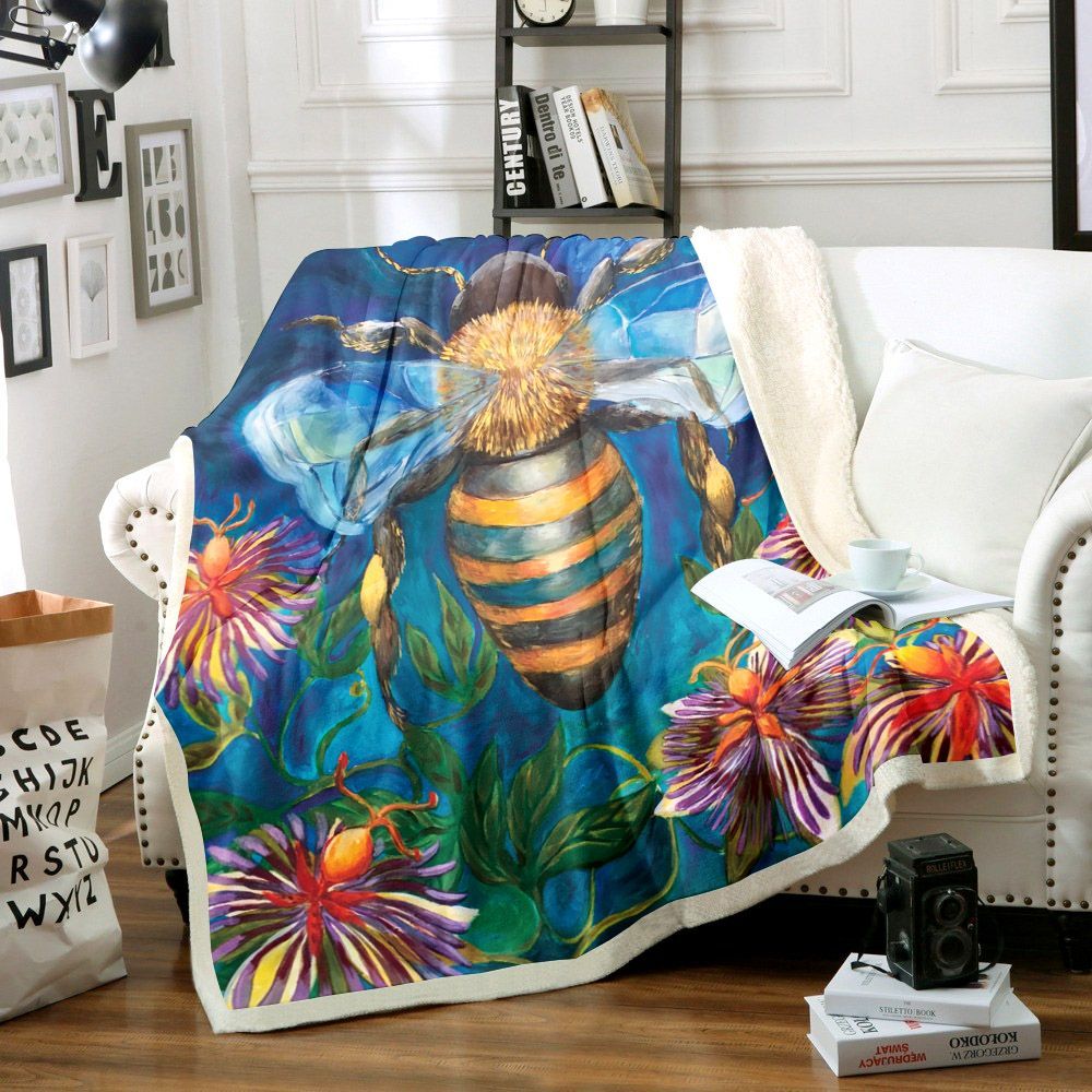 Bee Sherpa Fleece Blanket