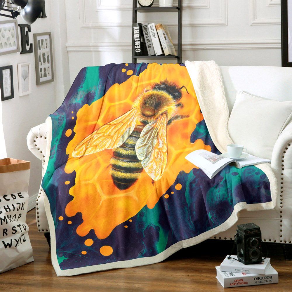 Bee Sherpa Fleece Blanket