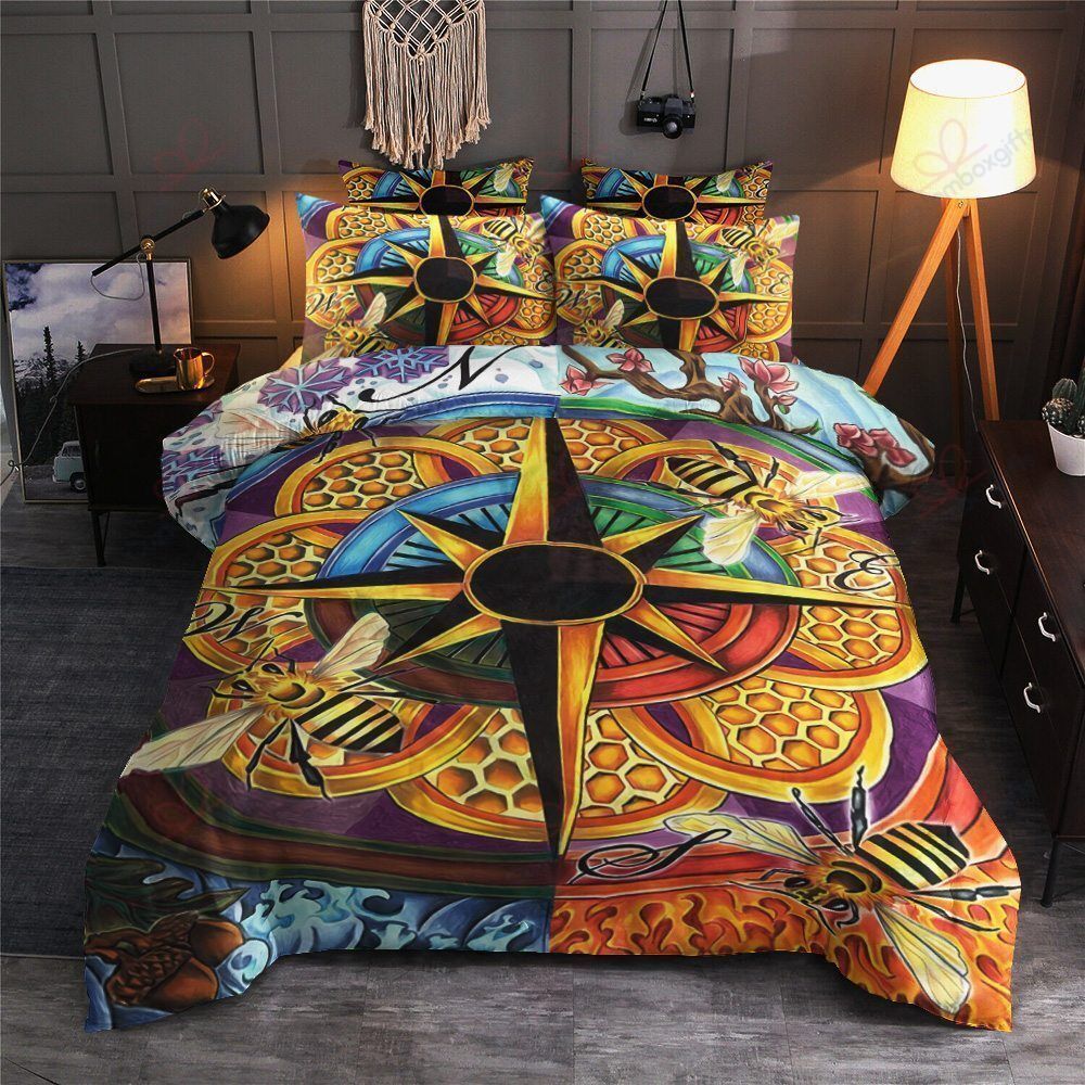 Bees And Compass Bedding Set