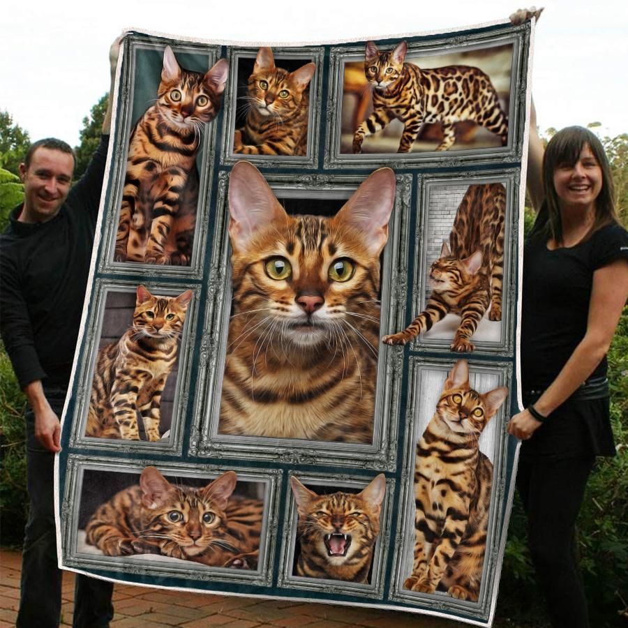 Bengal Cat Sherpa Fleece Blanket