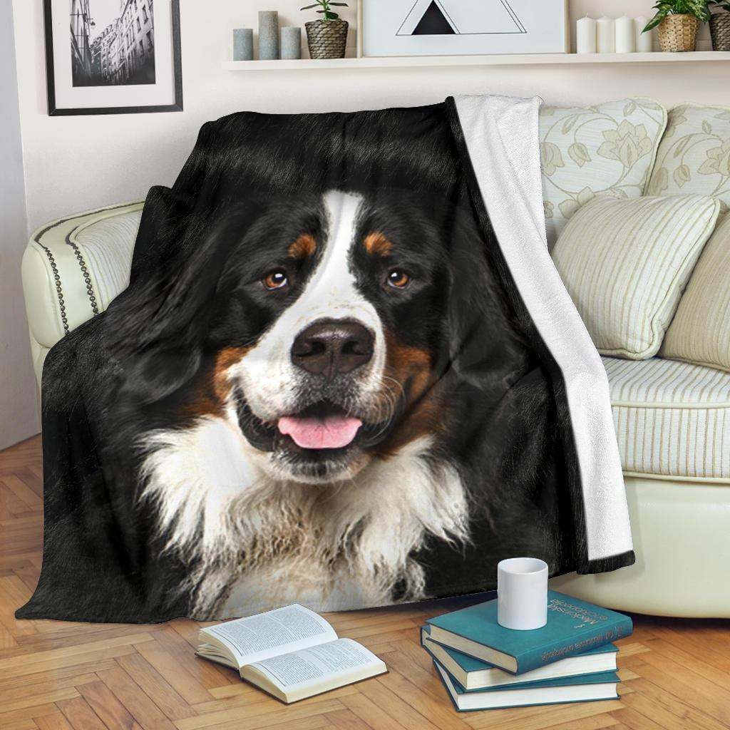 Bernese Mountain Dog Face Hair Blanket