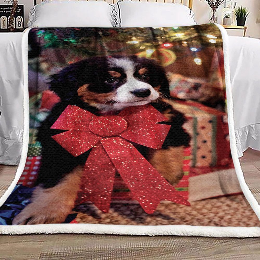 Bernese Mountain Dog Christmas Sherpa Fleece Blanket
