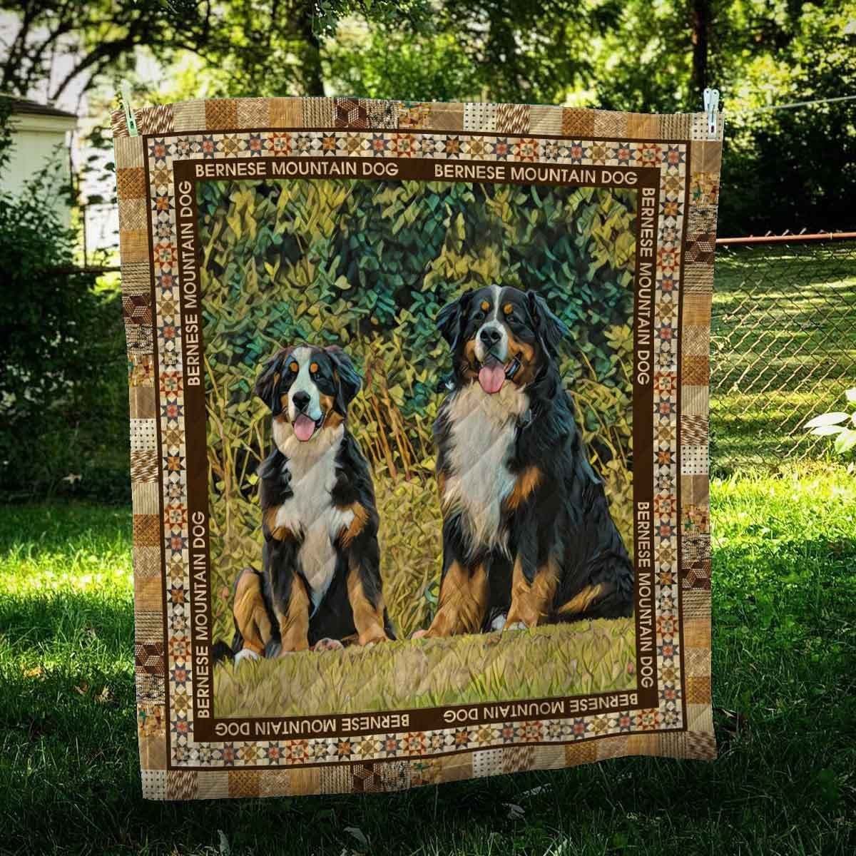 Bernese Mountain Dog Friend CL09100042MDQ Quilt Blanket