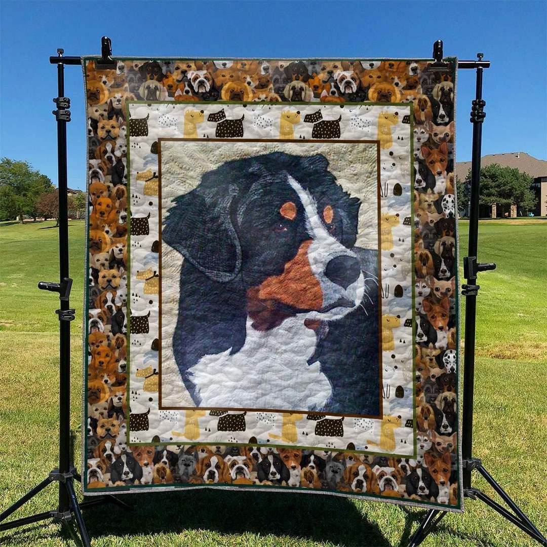 Bernese Moutain Dog TD270984 Quilt Blanket