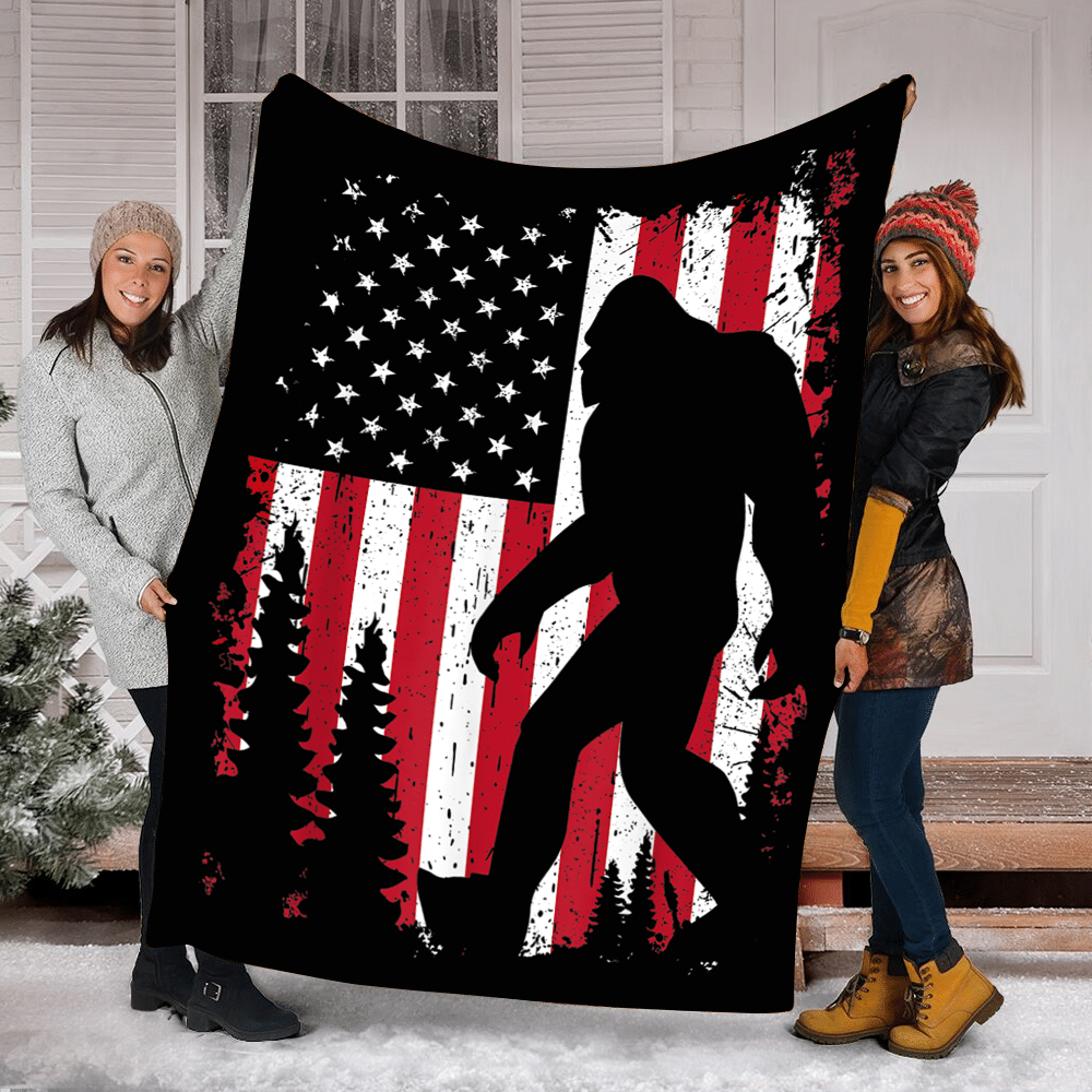 Bigfoot 4Th Of July American Usa Flag Fleece Blanket