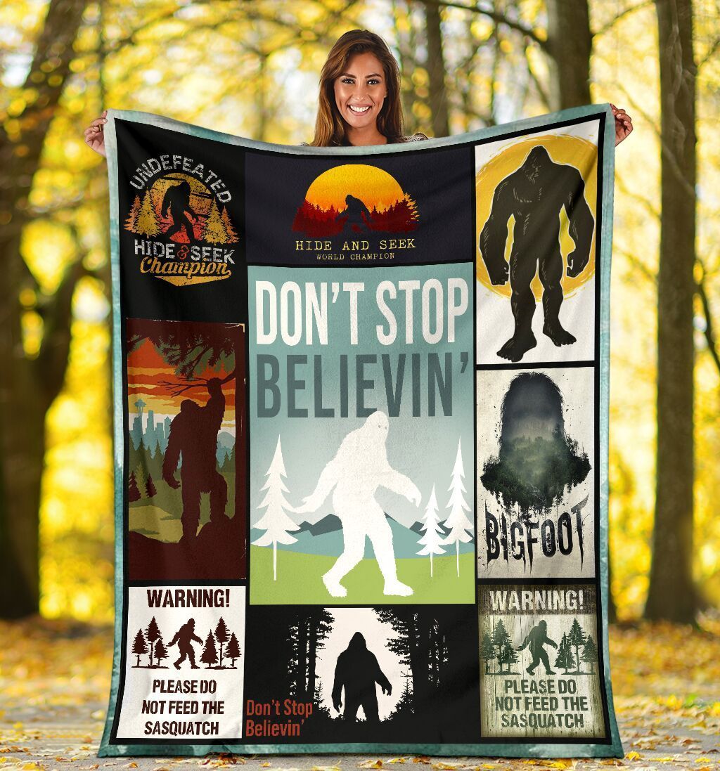 Bigfoot Sasquatch Yeti Believin’ Fleece Blanket