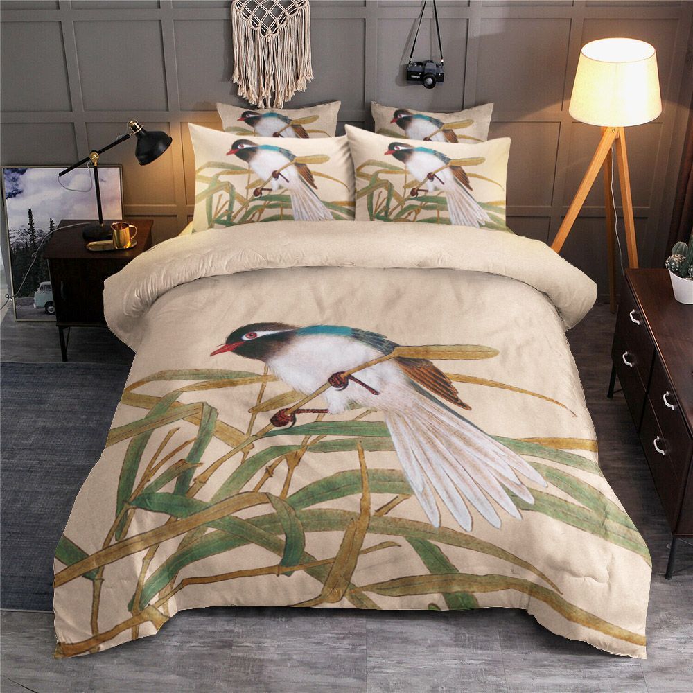 Bird In Nature Bedding Set