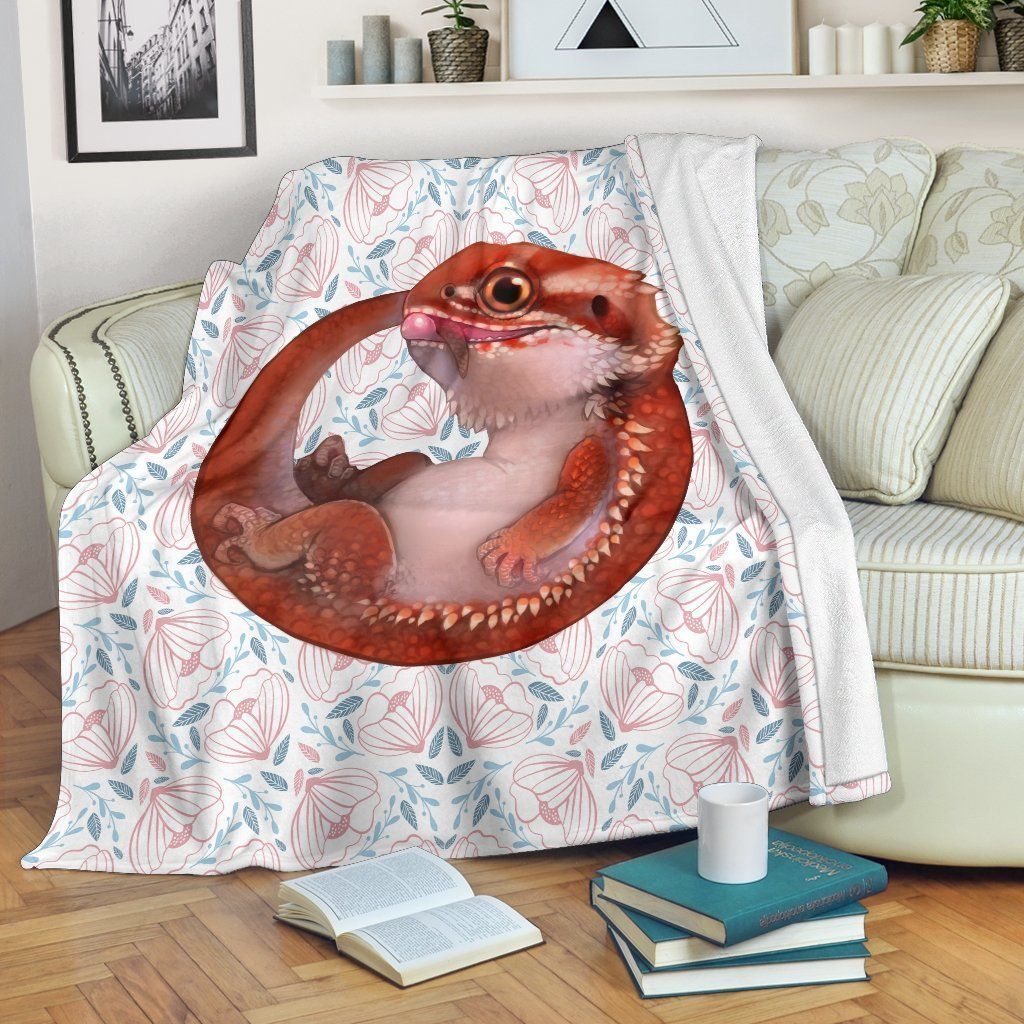 Biting Tail Pogona Bearded Dragon Red Sherpa Fleece Blanket