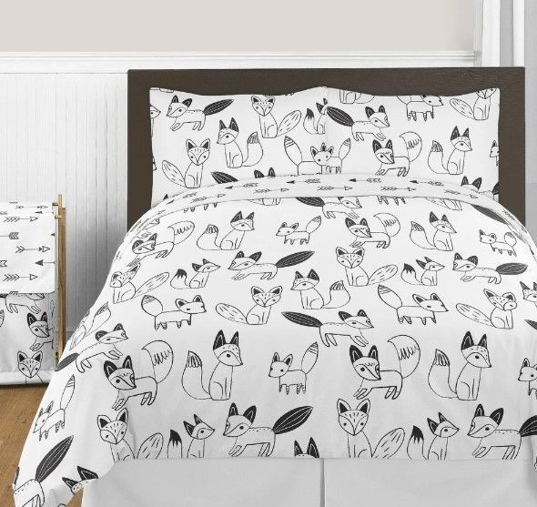 Black And White Fox Bedding Set