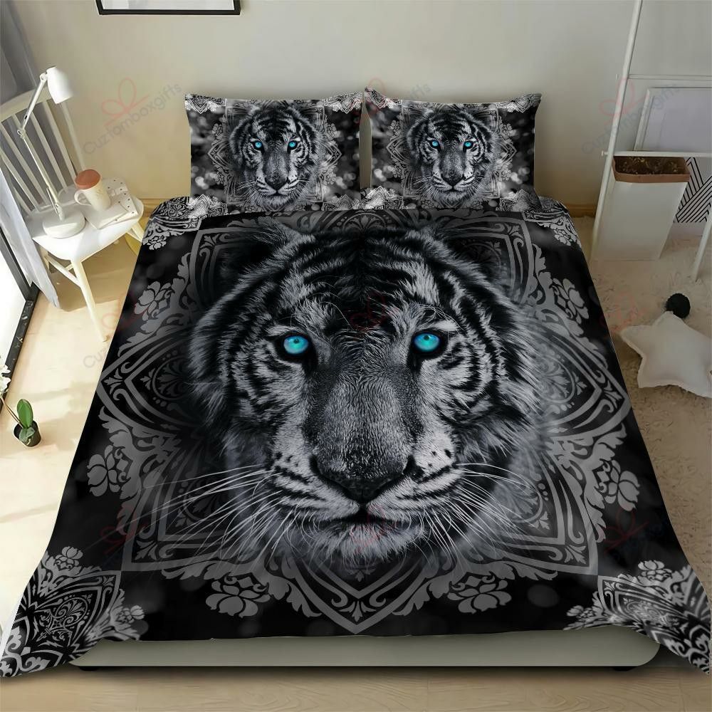 Black And White Tiger Bedding Set