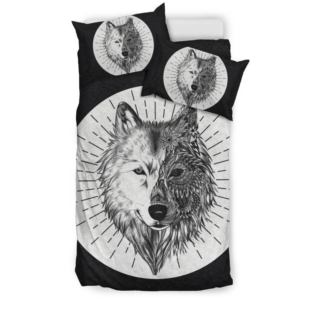 Black And White Wolf Bedding Set
