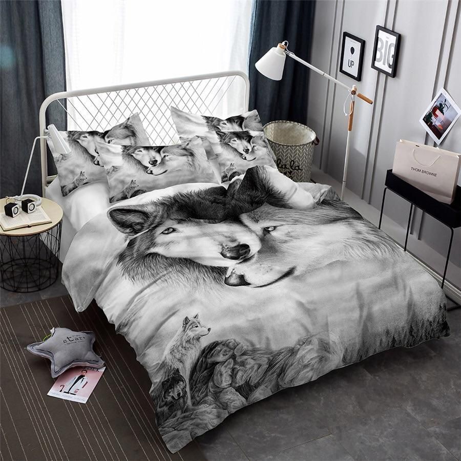 Black And White Wolf Hugs Bedding Set