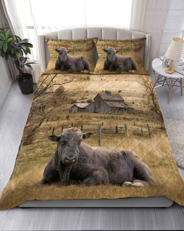 Black Angus Bedding Set