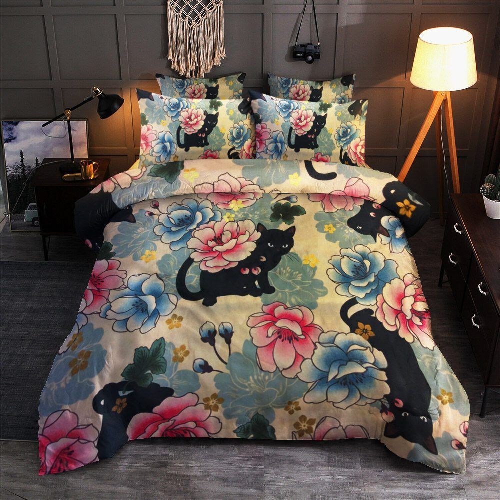 Black Cat And Flower Bedding Set