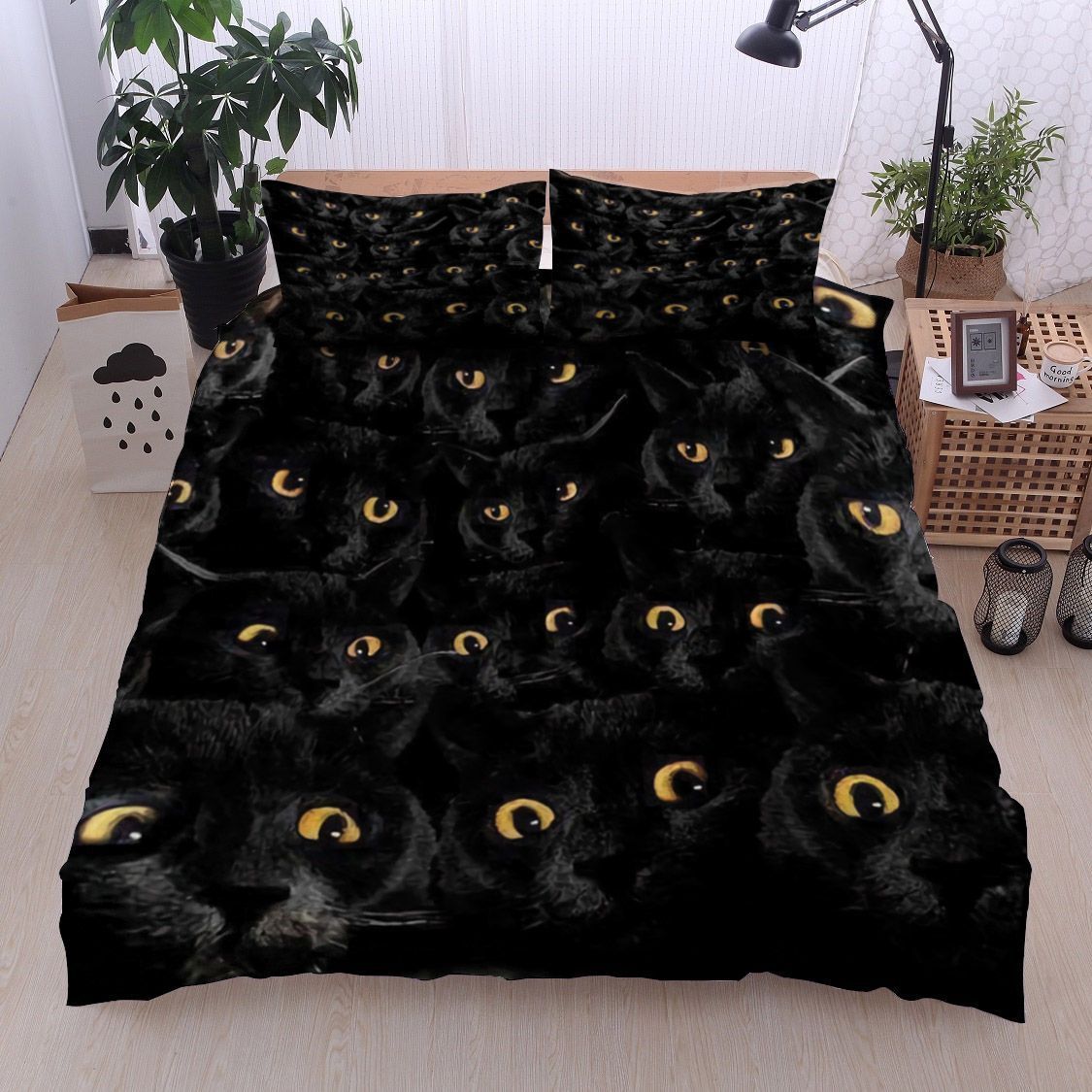 Black Cat Stare Bedding Set