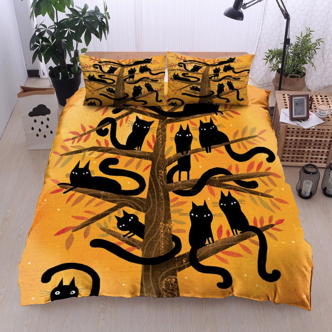 Black Cat Tree Bedding Set