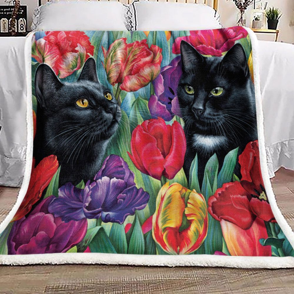 Black Cat Tulips Sherpa Fleece Blanket