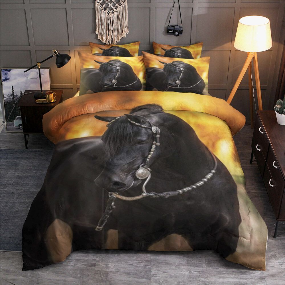 Black Horse Bedding Set