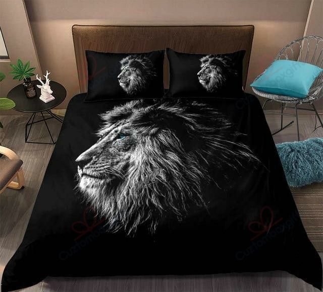 Black Lion Bedding Set