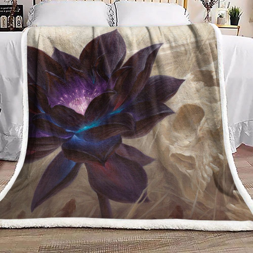 Black Lotus And Skull Sherpa Fleece Blanket
