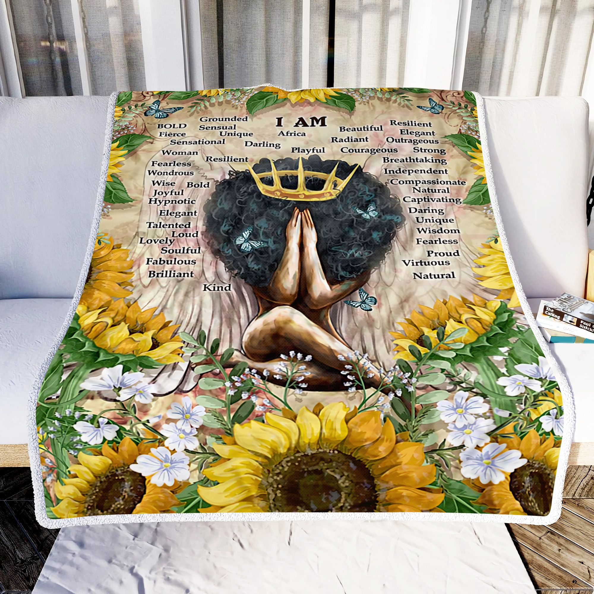Black Queen Beautiful Africa Fleece Blanket