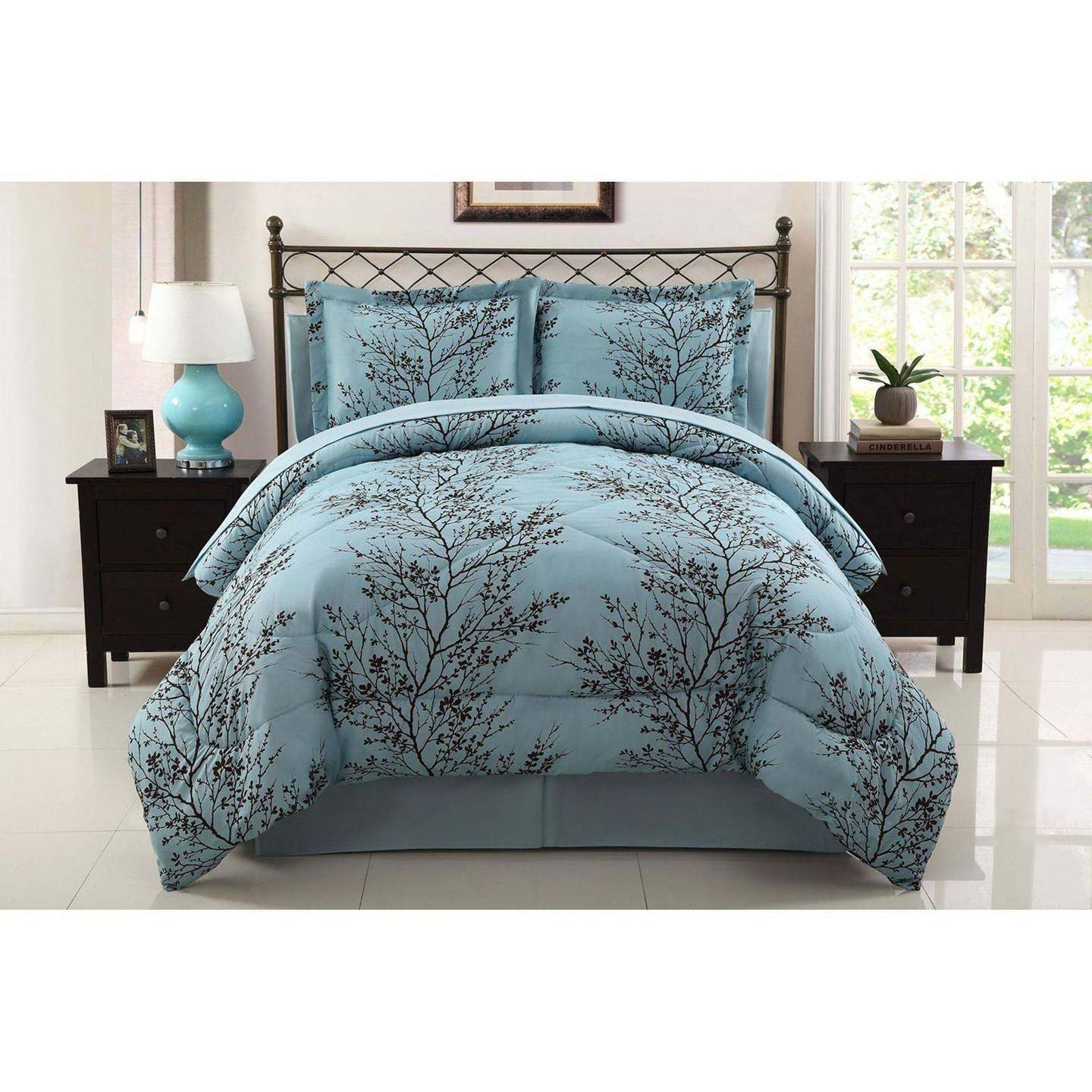 Blue And Chocolate Bedding Set