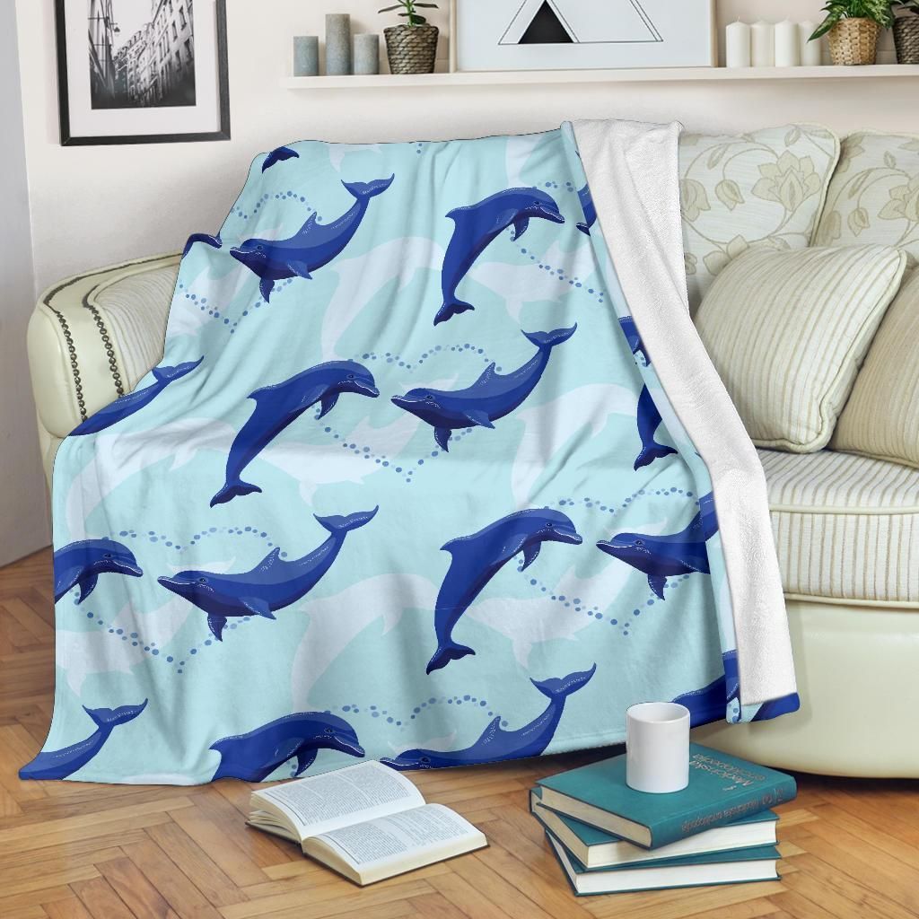 Blue Dolphin Heart Pattern Printed Fleece Blanket