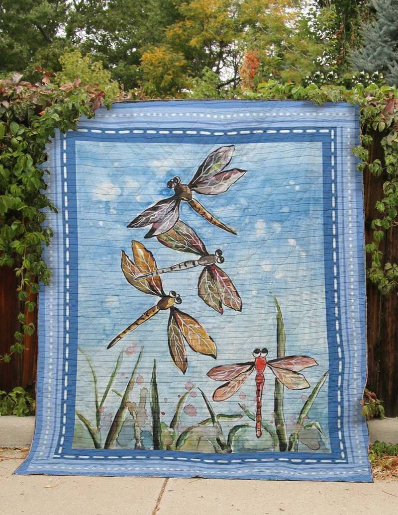 Blue Dragonfly CLT270608 Quilt Blanket